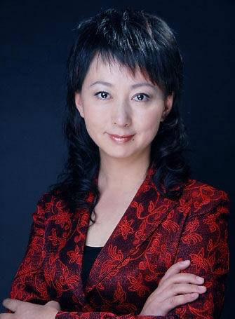 他不但展示